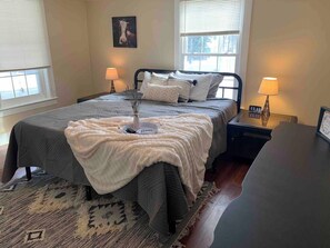 3 bedrooms, iron/ironing board, travel cot, free WiFi