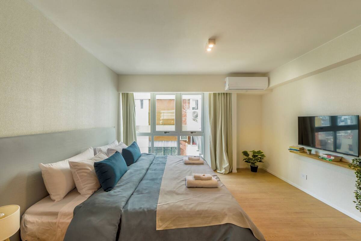 1 bedroom, desk, laptop workspace, blackout curtains