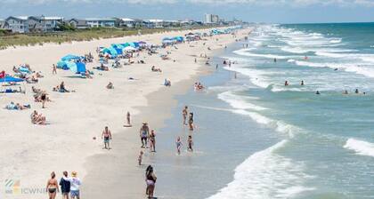 Private Carolina Beach Retreat with Ocean Views!
