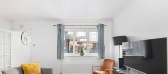 Guildford - Two Bed House
