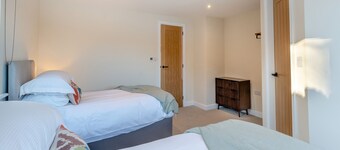 Moorgate Lodge - UK47742