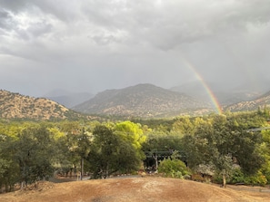 Miscellaneous - Sequoia Sanctuary•Hot Tub•Private Hilltop Escape (Three Rivers)