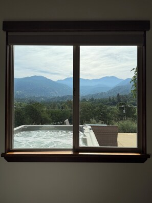 Interior - Sequoia Sanctuary•Hot Tub•Private Hilltop Escape (Three Rivers)