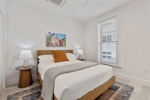 Căn hộ, 1 phòng ngủ | Bàn ủi/dụng cụ ủi quần áo, truy cập Internet không dây miễn phí 