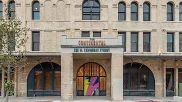 Bagian depan properti