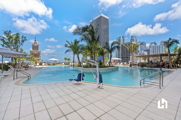 Outdoor pool - Stylish Apartments with Partial Ocean Views in Downtown (Miami)