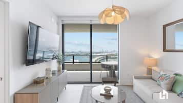 Apartment, 3 Bedrooms, Balcony, Ocean View | Living area