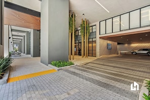 Front of property - Stylish Apartments with Partial Ocean Views in Downtown (Miami)