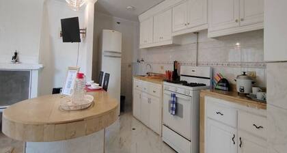 Cozy, confortable and complete Suite good location