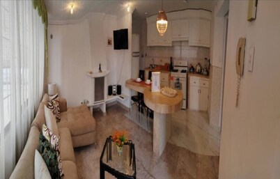 Cozy, confortable and complete Suite good location

