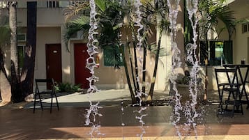 Utomhuspool