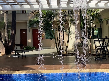 ์ผ์ธ ์์์ฅ