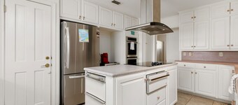 Waterfront |Direct Lake Access |Pool Table