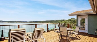 Waterfront | Direct Lake Access | Pool Table