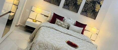 3 bedrooms, iron/ironing board, WiFi, bed sheets