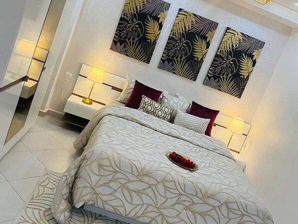 3 Schlafzimmer, Bügeleisen/Bügelbrett, WLAN, Bettwäsche