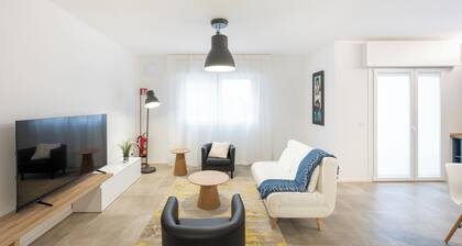 Comfortable Lux three-room apartment near Pordenone Hospital with all comforts