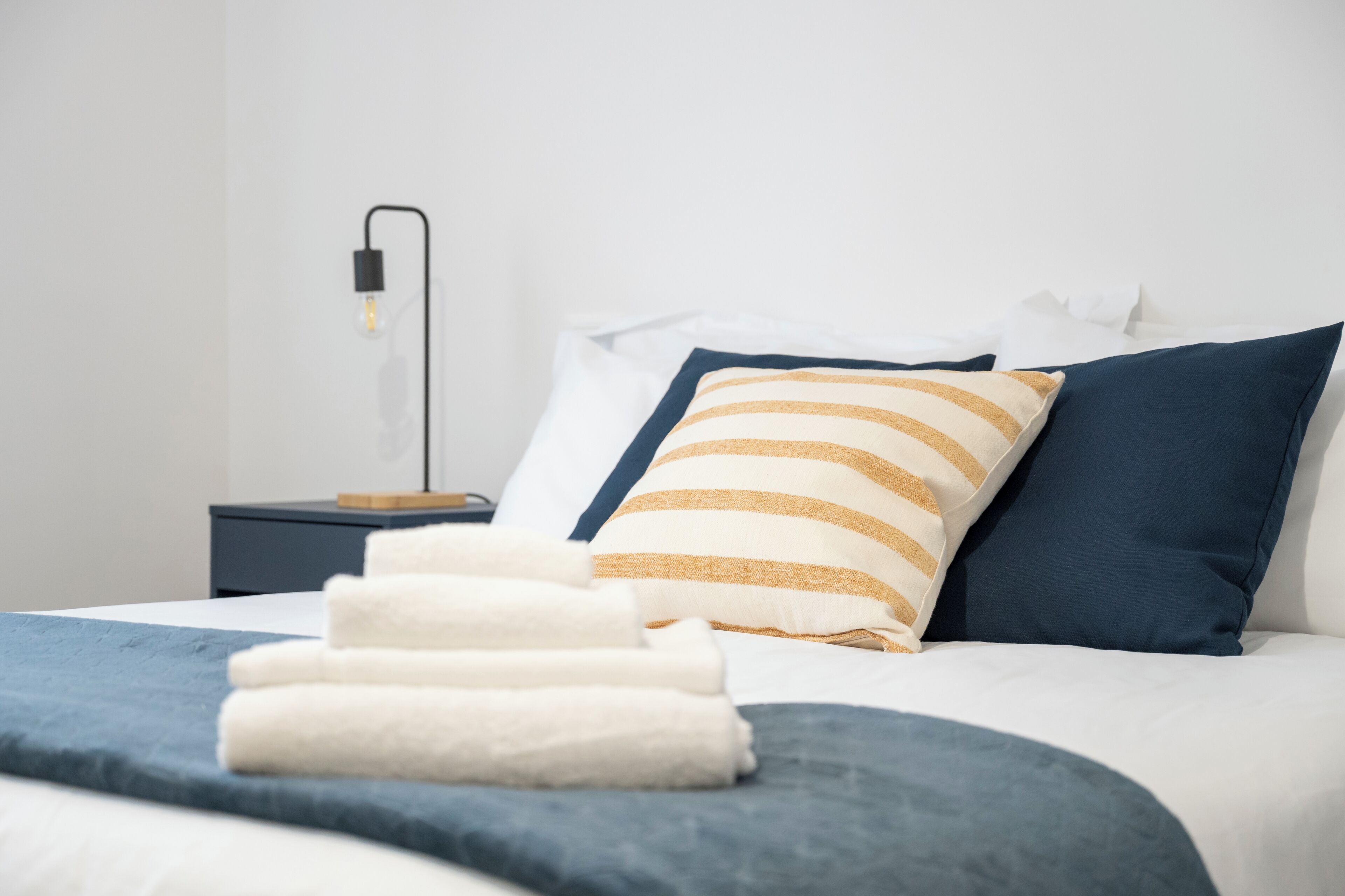 3 Schlafzimmer, Schreibtisch, Bügeleisen/Bügelbrett, WLAN