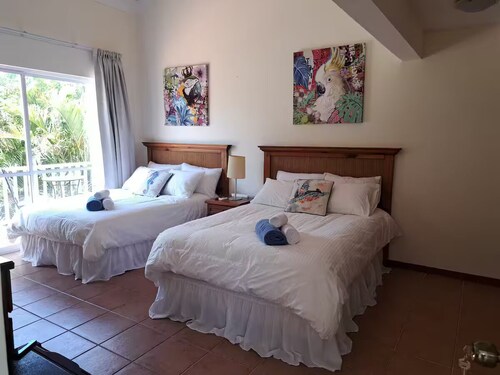 Charming 2-bedroom villa with WiFi and AC in beautiful Rio Hato
