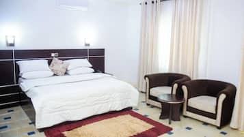 1 habitación, wifi y ropa de cama