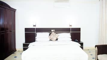 1 habitación, wifi y ropa de cama