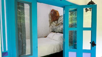 5 bedrooms, in-room safe, iron/ironing board, WiFi
