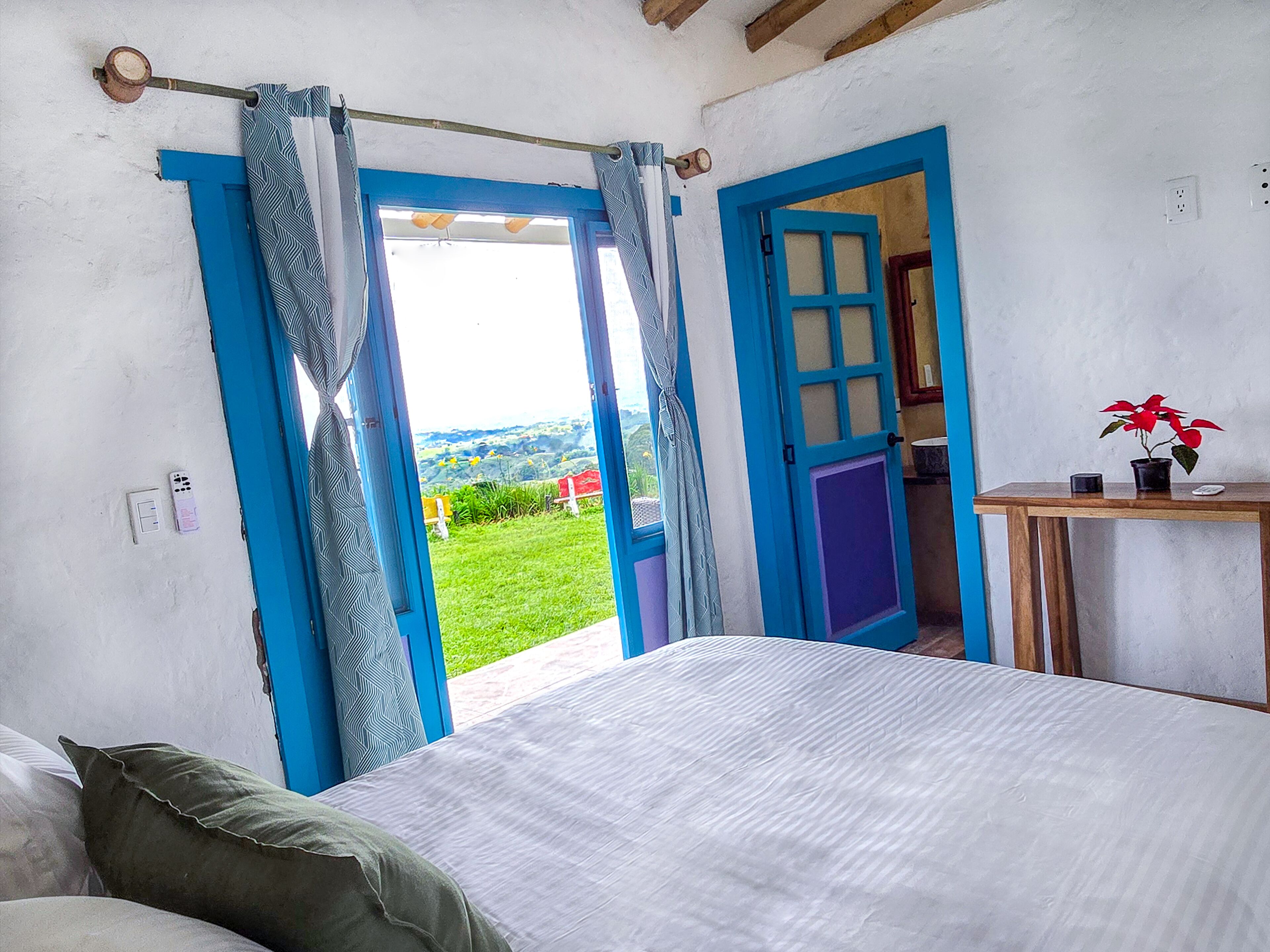 5 habitaciones y caja de seguridad en la habitación 