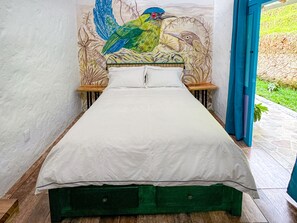5 bedrooms, in-room safe, iron/ironing board, WiFi