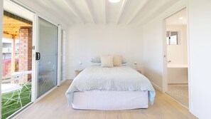 5 bedrooms, WiFi