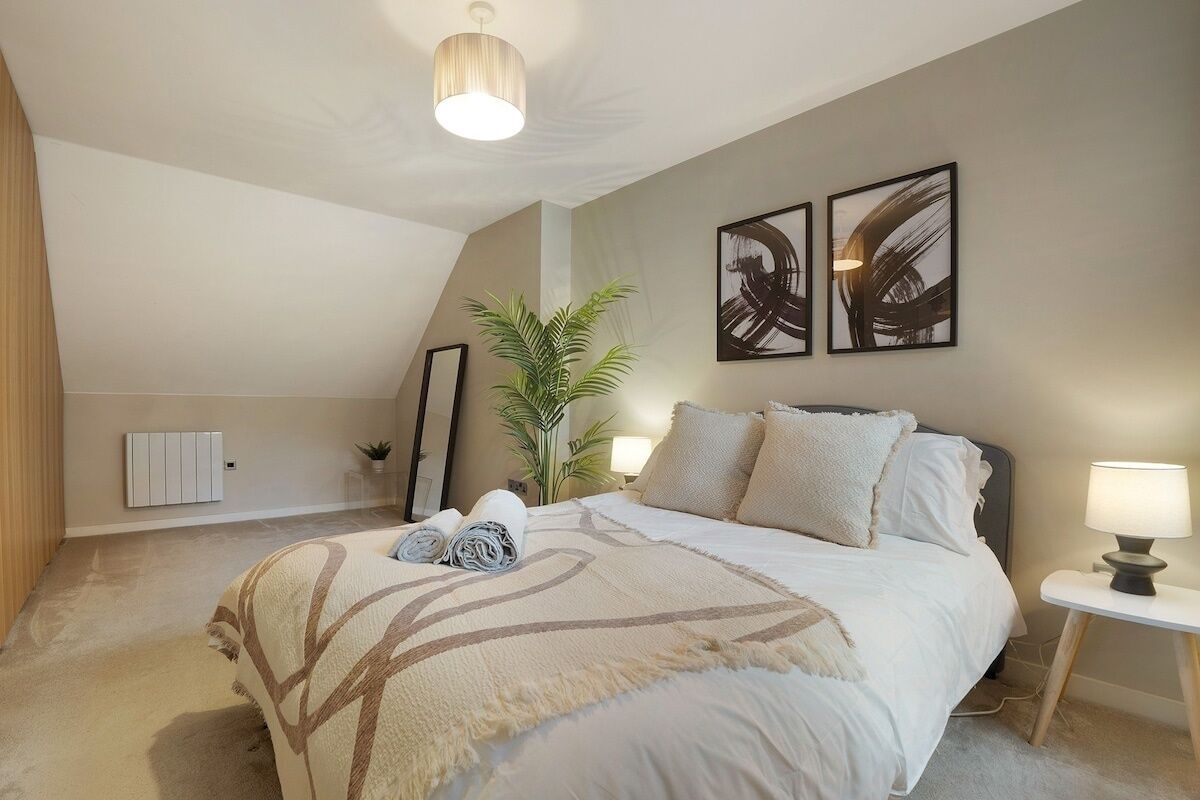 2 makuuhuonetta, Wi-Fi, vuodevaatteet