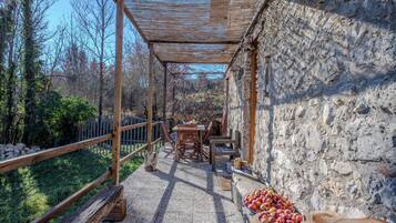 Maison, patio, vue montagne | Terrasse/Patio