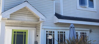 Charming 4 bed 3 bath Cape Cod house steps from the beach.