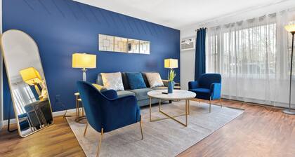 Cozy Modern Townhome in Unbeatable Chesterton Location