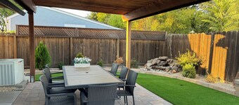 Spacious 4-bedroom house with pretty yard in downtown San Jose