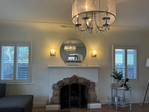 Interior - Spacious 4-bedroom house with pretty yard in downtown San Jose (San Jose)