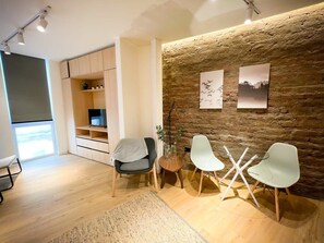 TV, offices