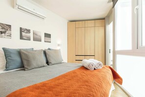 1 chambre, bureau, fer et planche à repasser, Wi-Fi