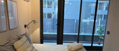 2 chambres, fer et planche à repasser, accès Internet, draps fournis