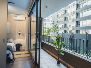 2 bedrooms, iron/ironing board, WiFi, bed sheets - HOM I Ñuñoa I Parking I Piscina I GYM I PLAZA EGAÑA (Ñuñoa)