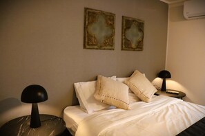1 bedroom, iron/ironing board, WiFi, bed sheets - HOM l WiFi Calefaccion Parking  Gym Lavandería (Santiago)