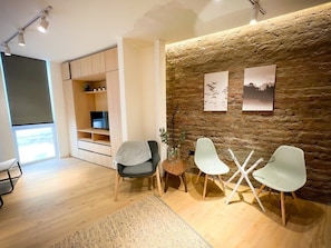 TV, offices