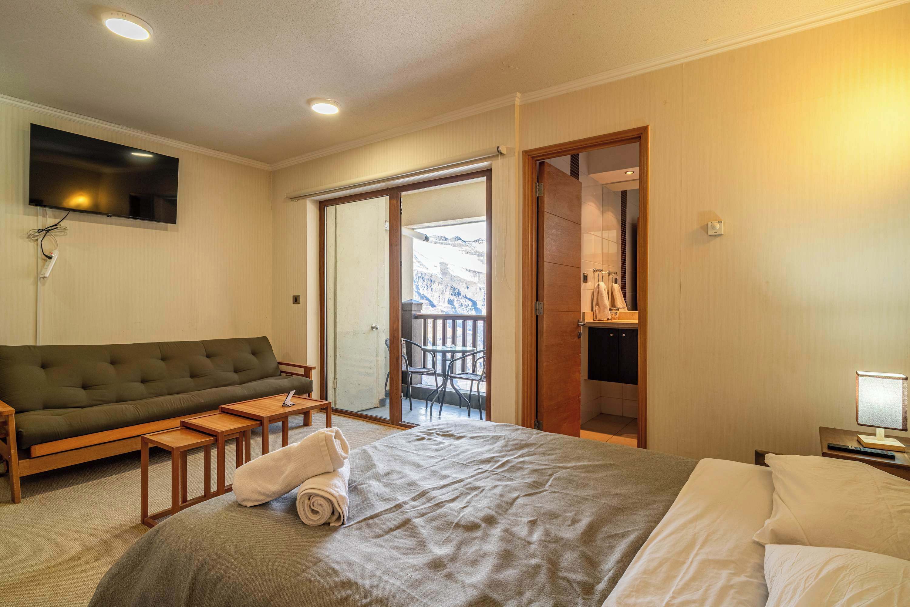1 chambre, fer et planche à repasser, Wi-Fi, literie fournie