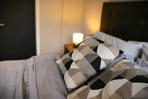 2 Schlafzimmer, Bügeleisen/Bügelbrett, WLAN, Bettwäsche