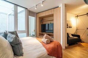 2 chambres, bureau, fer et planche à repasser, Wi-Fi