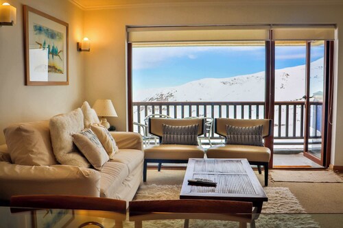 HOM | Valle Nevado de Lujo 4D3B Ski in-out Jacuzzi