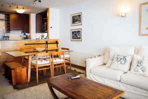 TV, DVD player, stereo, offices