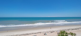 Stunning Oceanfront 2BR/2BA Condo with Breathtaking Views and Beach Access!