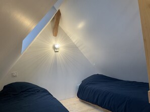 2 chambres, fer et planche à repasser, lit parapluie, Wi-Fi