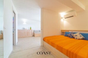 1 bedroom, iron/ironing board, bed sheets