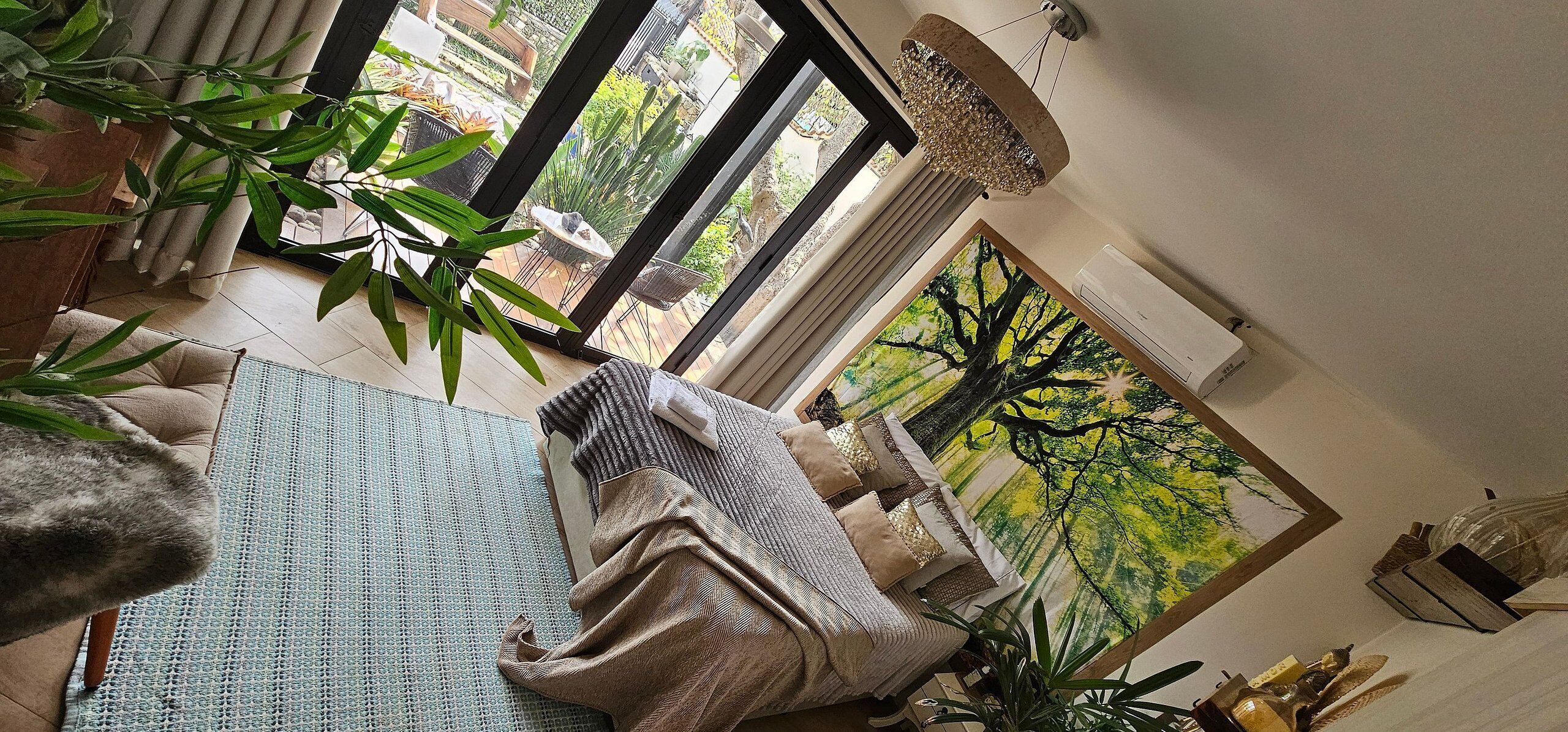 Signature Double Room, 1 Double Bed, Garden View | Interior